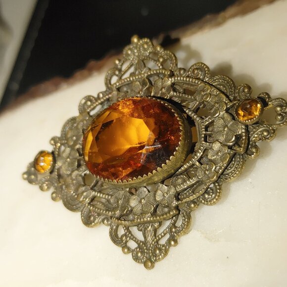 Antique Victorian Brass Filigree Brooch Yellow Orange Amber Colored Glass - Picture 4 of 16